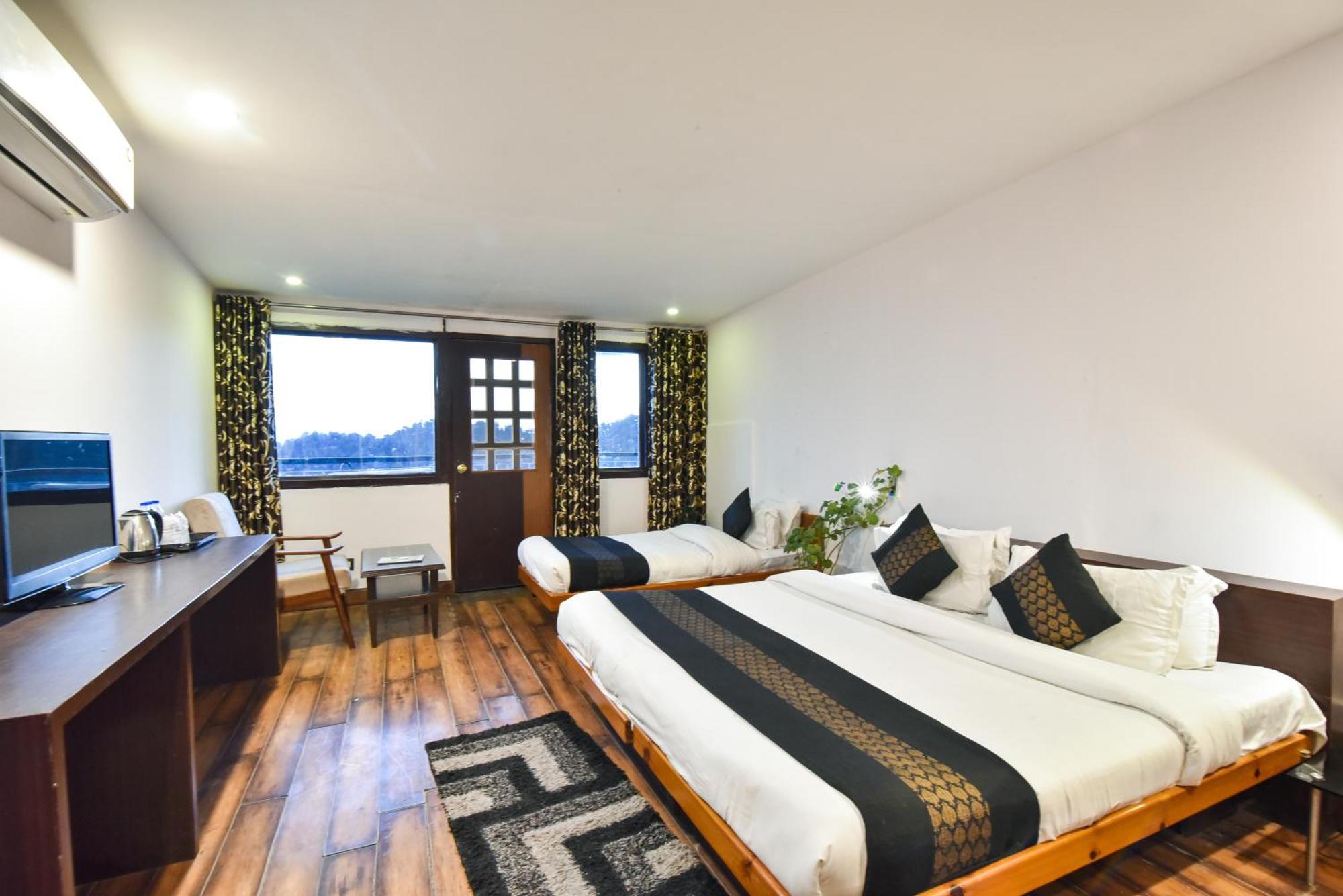 M Hotel And Restaurant McLeod Ganj Esterno foto